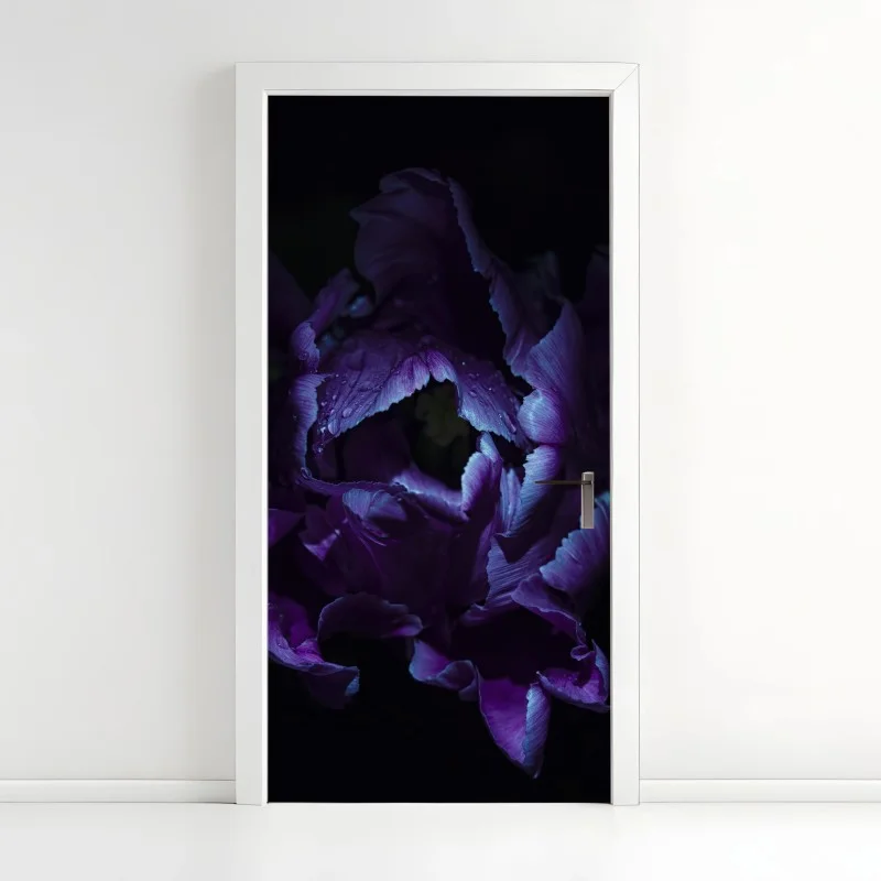 Adesivo per porta tulipano viola in luce ultravioletta