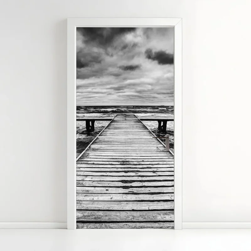 Adesivo per porta molo sul mare tempestoso