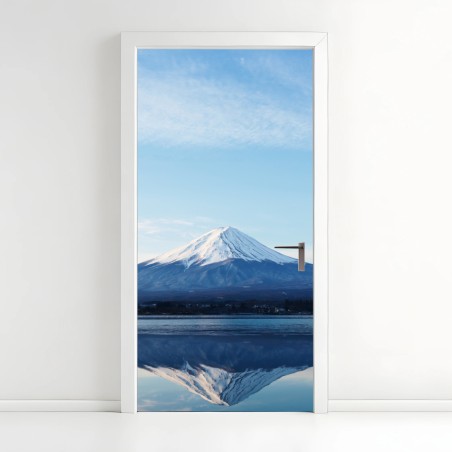 Adesivo per porta riflessi del Monte Fuji sul lago • Wallissimo®
