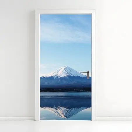 Adesivo per porta riflessi del Monte Fuji sul lago • Wallissimo®