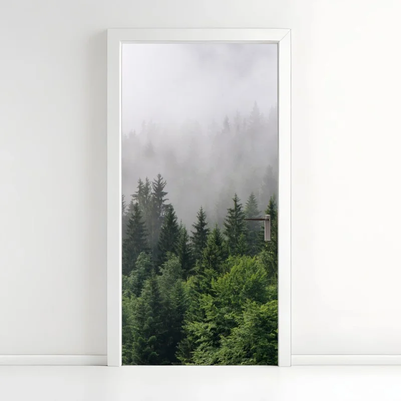 Adesivo per porta sussurro di nebbia nella foresta