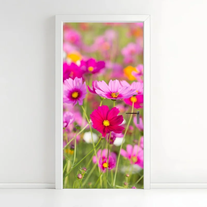 Adesivo per porta campo di cosmee rosa