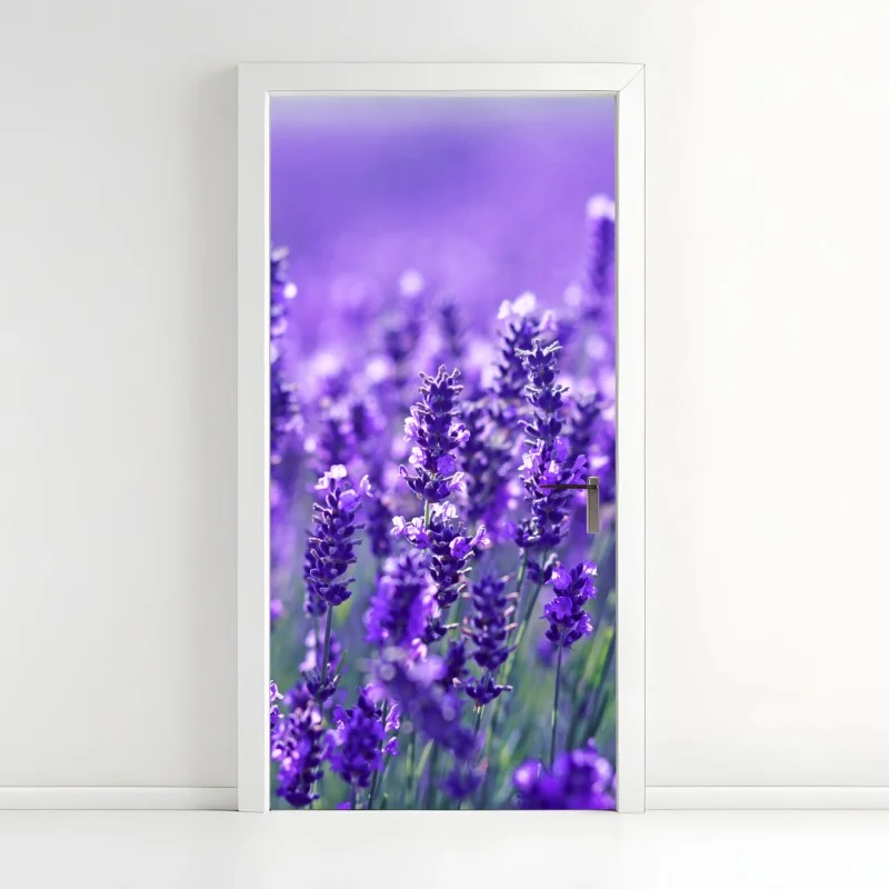 Adesivo per porta un mare di lavanda in dettaglio