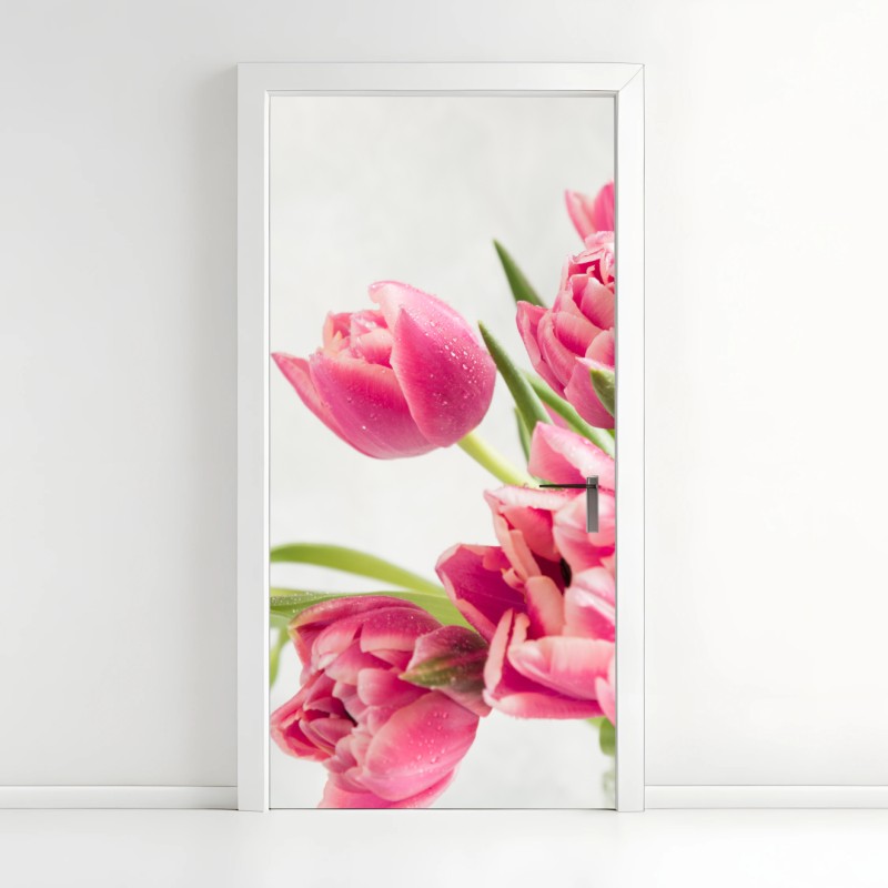 Adesivo per porta tulipani rosa con gocce di rugiada