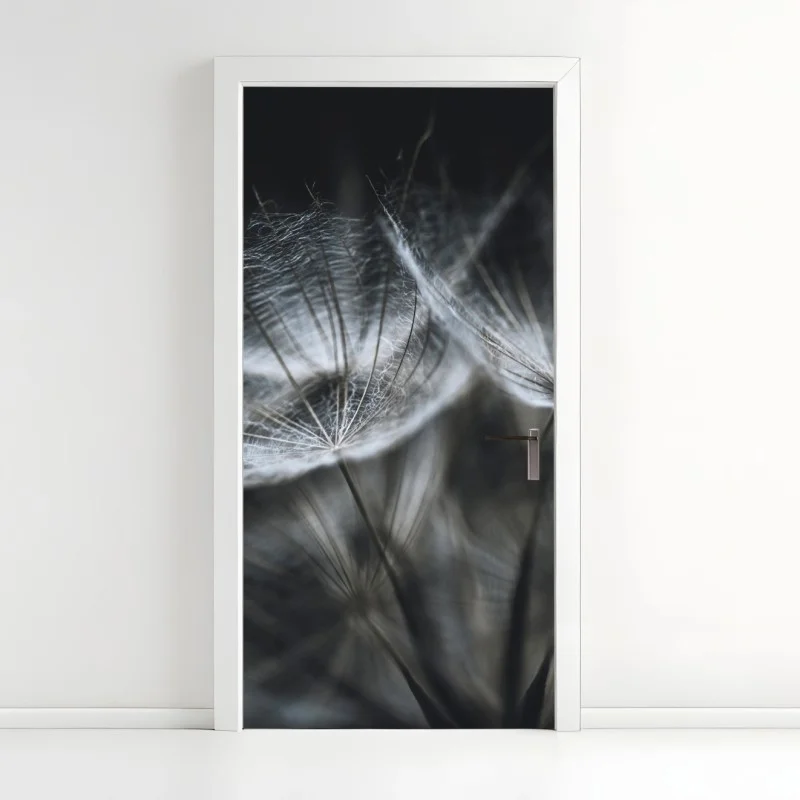 Adesivo per porta soffione in macro: leggerezza e dettagli