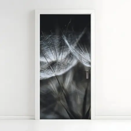 Adesivo per porta soffione in macro: leggerezza e dettagli • Wallissimo®
