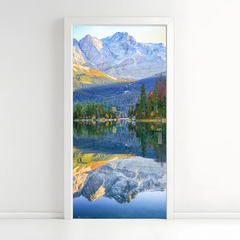 Adesivo per porta riflessi autunnali sul lago Eibsee ai piedi della Zugspitze