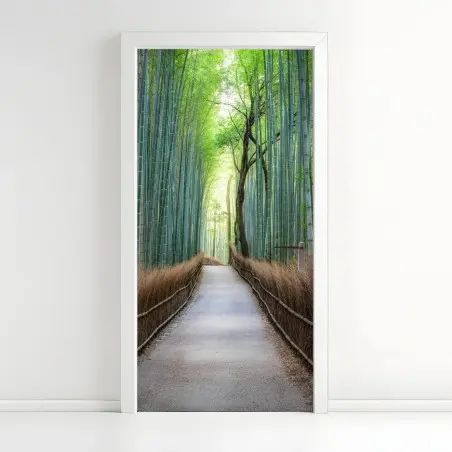 Adesivo per porta viale nella foresta di bambù • Wallissimo®