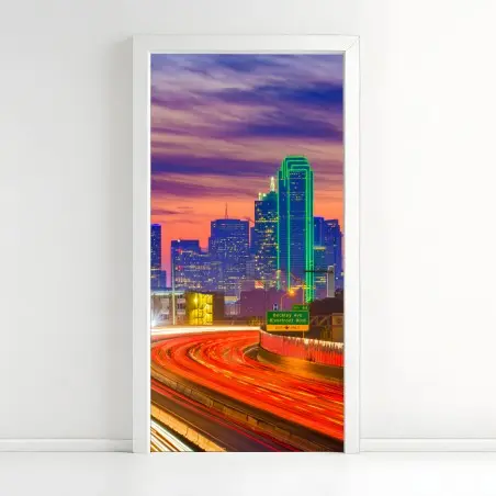 Adesivo per porta tramonto su Dallas: skyline e scie di luce • Wallissimo®