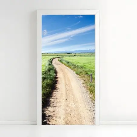 Adesivo per porta sentiero tra i campi verdi • Wallissimo®