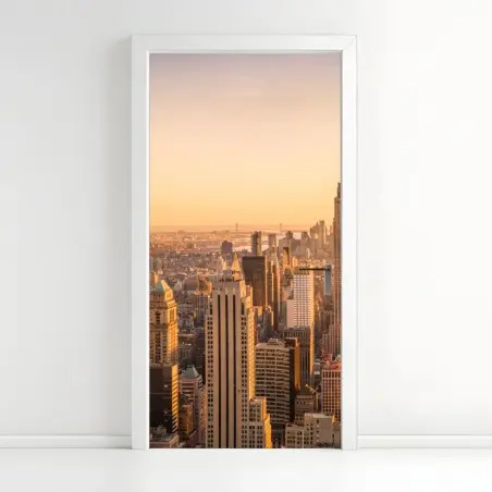 Adesivo per porta skyline di New York al tramonto dorato • Wallissimo®