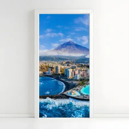 Adesivo per porta panorama costiero di Tenerife con il Teide • Wallissimo®