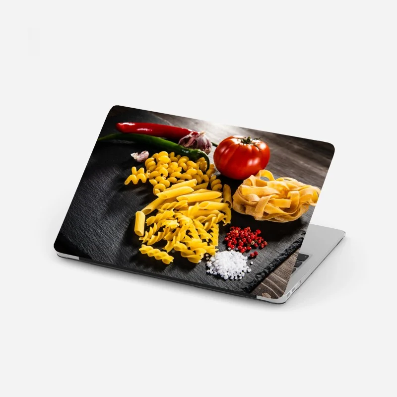 Adesivo per laptop composizione rustica di pasta e ingredienti