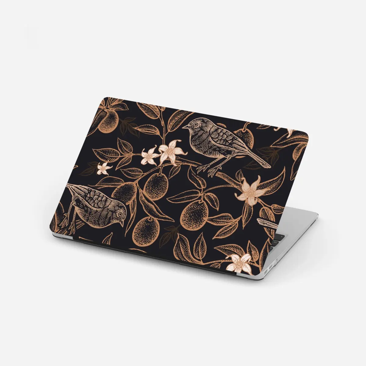 Adesivo per laptop motivo botanico con uccelli e agrumi su sfondo scuro • Wallissimo®
