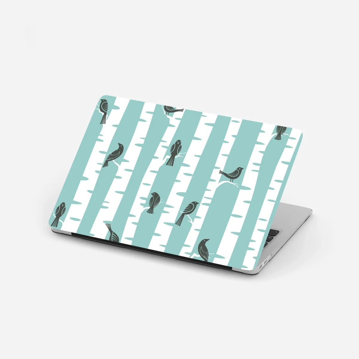 Adesivo per laptop betulle e uccellini in stile nordico • Wallissimo® Adesivo per laptop betulle e uccellini in stile nordico • Wallissimo®