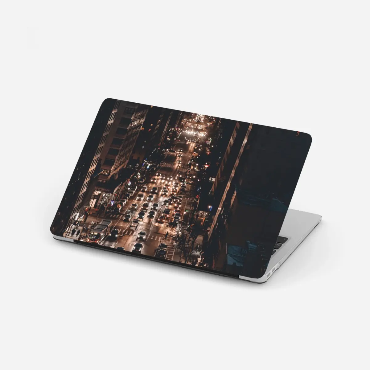 Adesivo per laptop notte metropolitana a Manhattan: luci e traffico • Wallissimo®