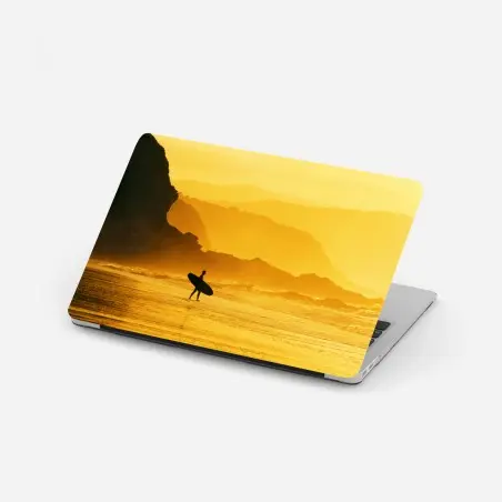 Adesivo per laptop silhouette dorata: surfista al tramonto • Wallissimo®
