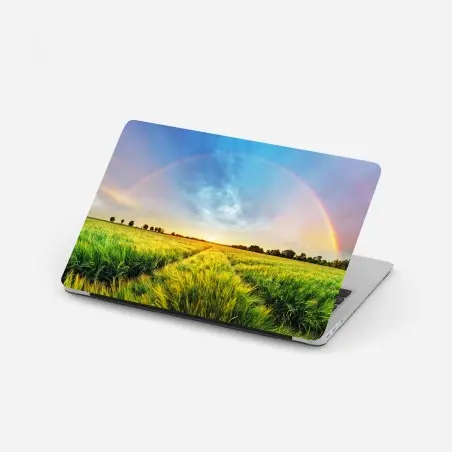 Adesivo per laptop campo di grano sotto un arcobaleno al tramonto • Wallissimo®