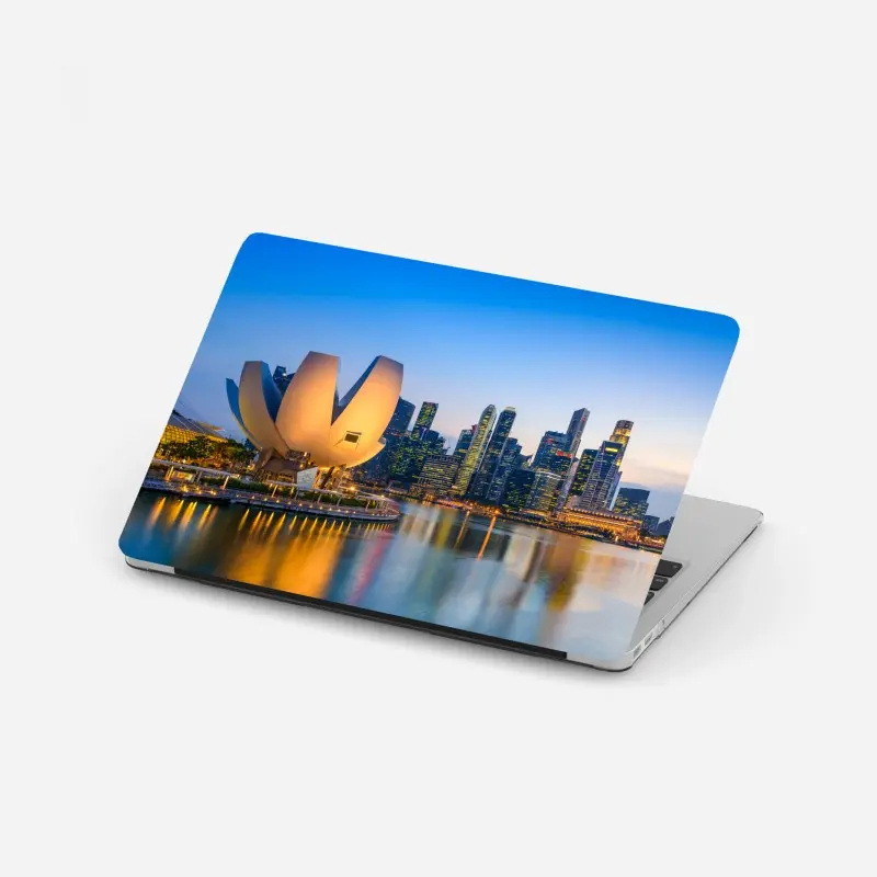 Adesivo per laptop skyline di Singapore al crepuscolo con museo a forma di loto