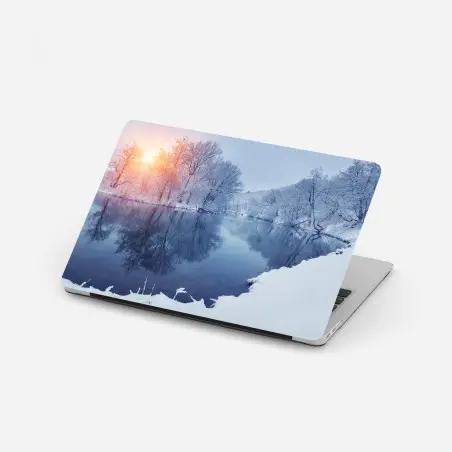 Adesivo per laptop tramonto invernale sul fiume ghiacciato • Wallissimo®