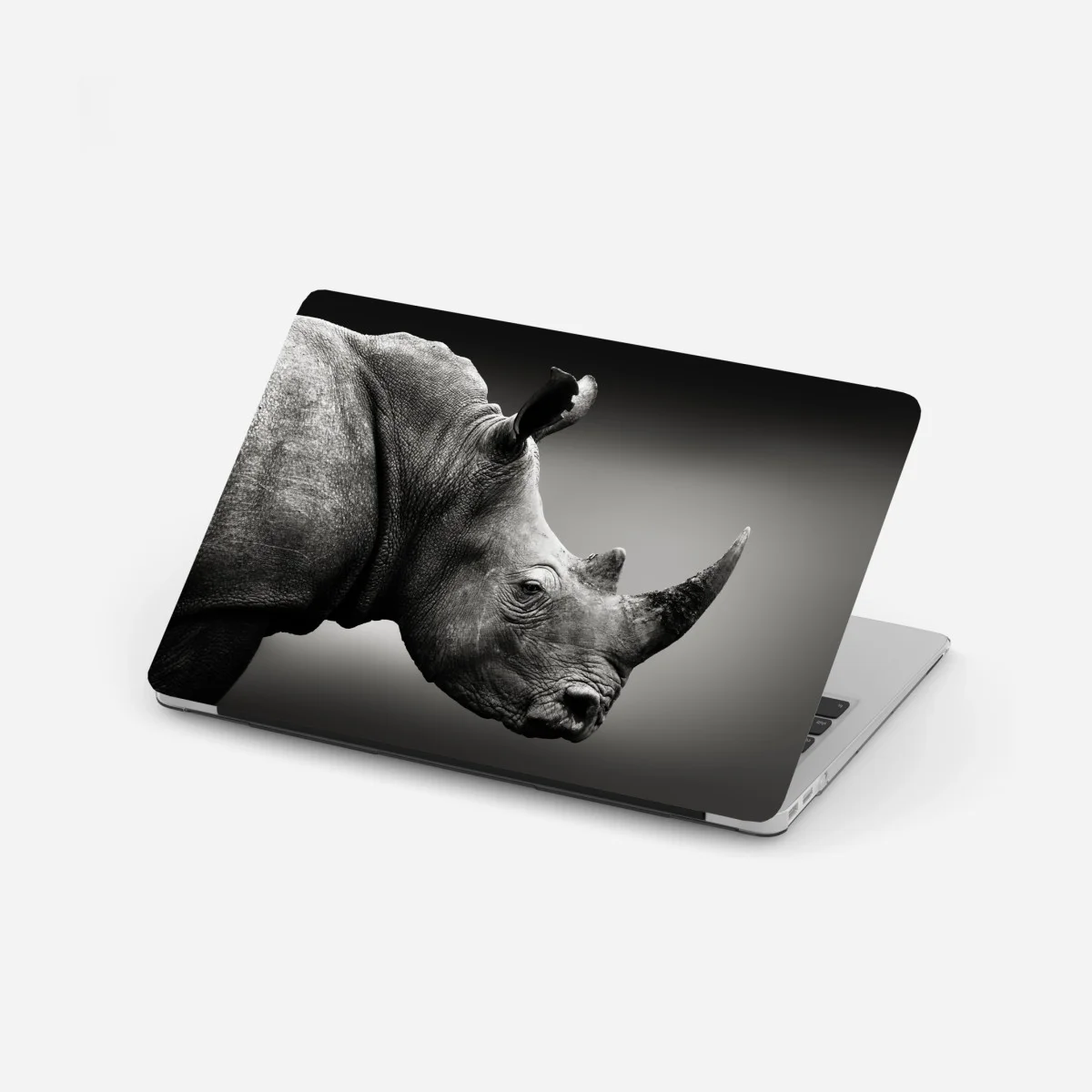 Adesivo per laptop ritratto monocromo di rinoceronte bianco del Sudafrica • Wallissimo® Adesivo per laptop ritratto monocromo di rinoceronte bianco del Sudafrica • Wallissimo®