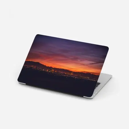 Adesivo per laptop panorama serale di Las Vegas al tramonto • Wallissimo®