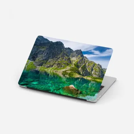 Adesivo per laptop riflessi smeraldo sul Czarny Staw • Wallissimo®