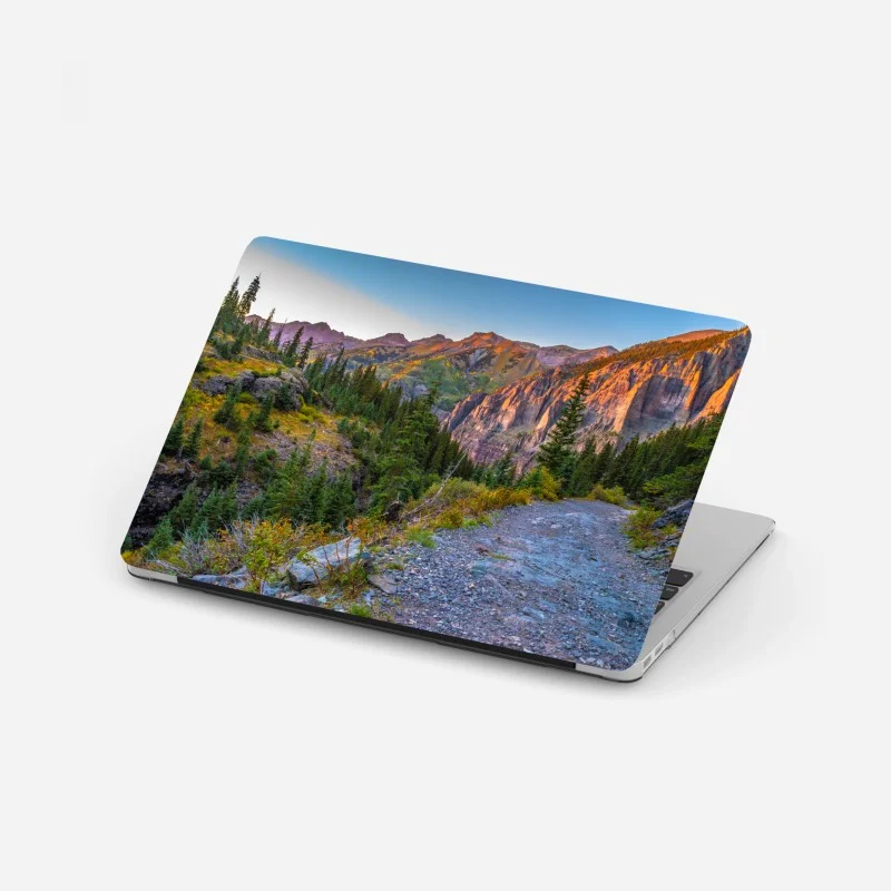 Adesivo per laptop tramonto sulle vette rocciose