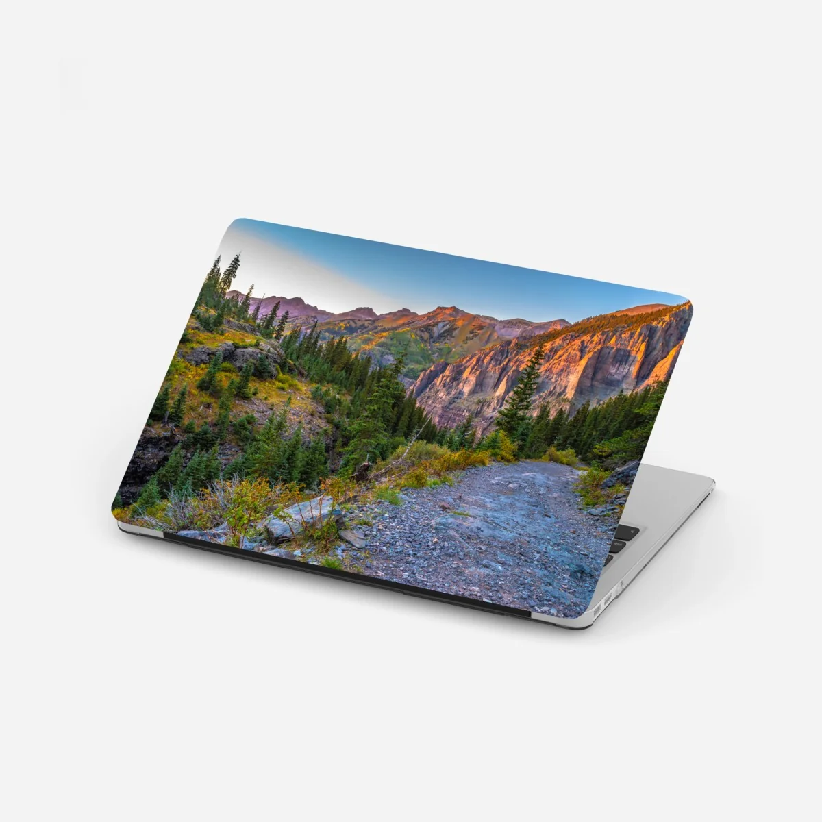 Adesivo per laptop tramonto sulle vette rocciose • Wallissimo® Adesivo per laptop tramonto sulle vette rocciose • Wallissimo®