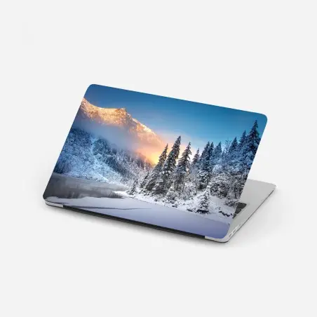 Adesivo per laptop alba sul lago ghiacciato di Morskie Oko nei Tatra • Wallissimo®