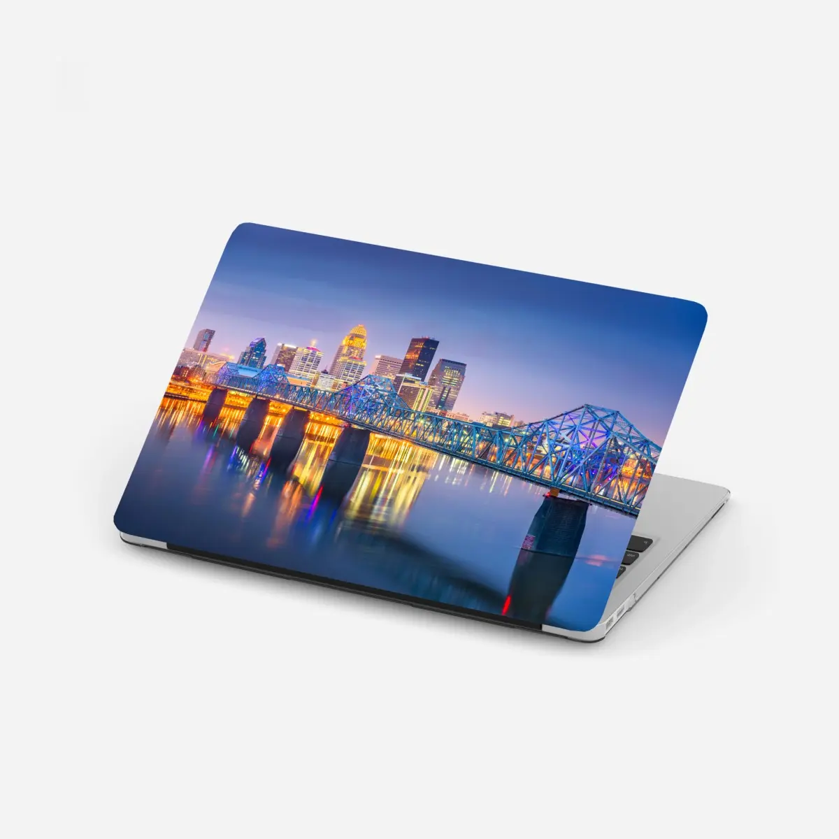 Adesivo per laptop panorama crepuscolare di Louisville sul fiume Ohio • Wallissimo®