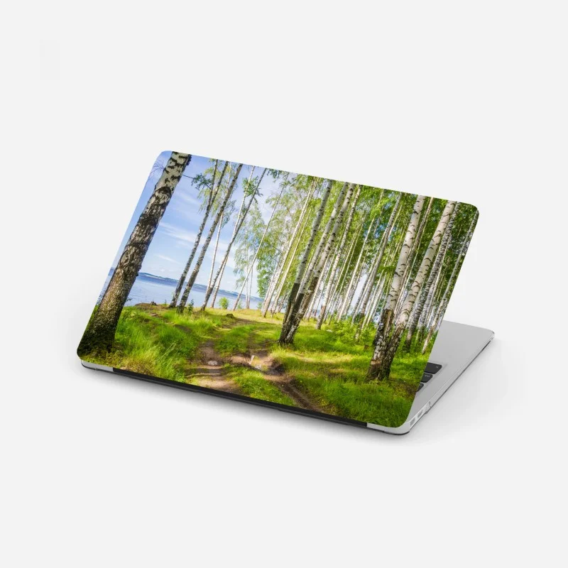 Adesivo per laptop bosco di betulle in riva al fiume