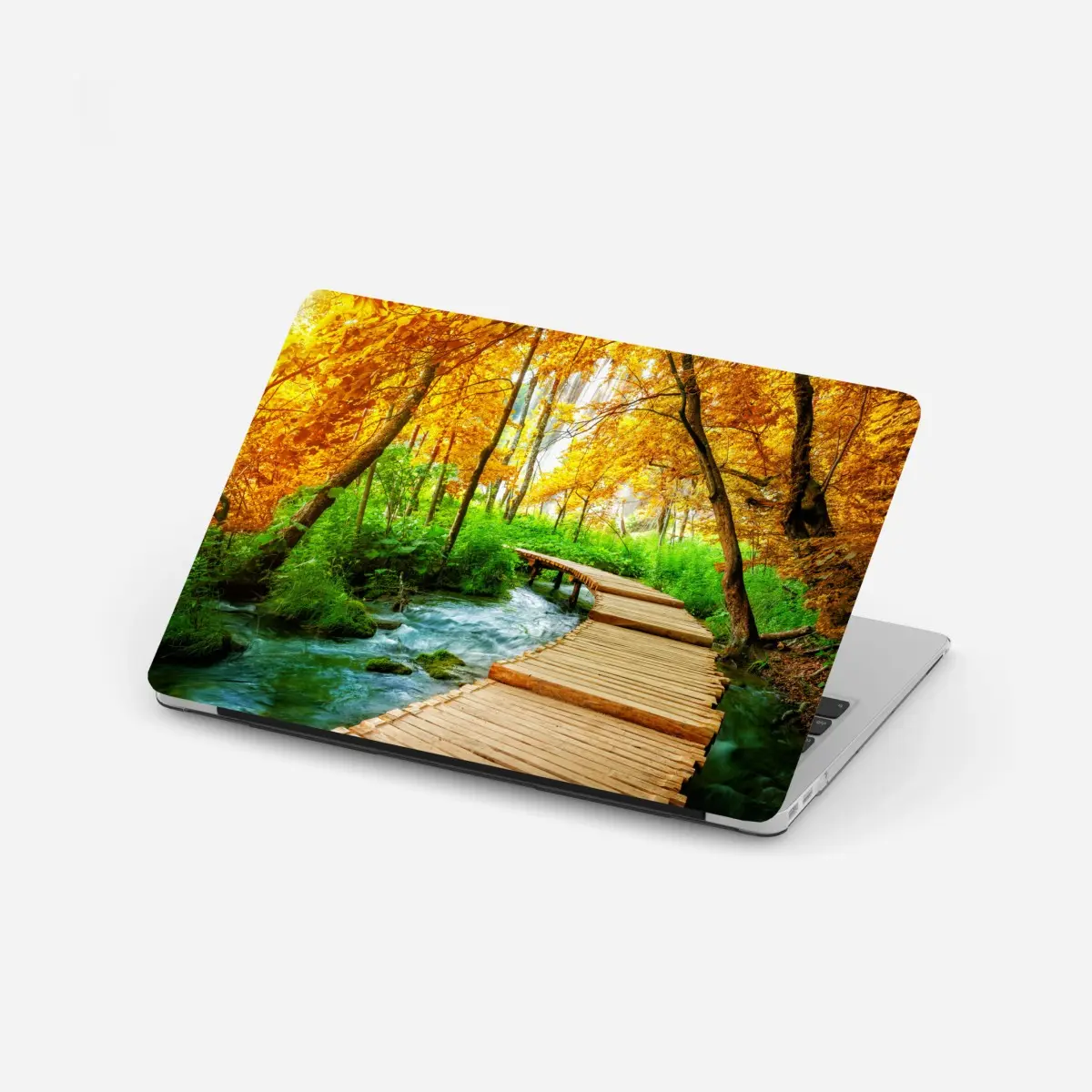 Adesivo per laptop passerella autunnale nel Parco Nazionale dei Laghi di Plitvice • Wallissimo®