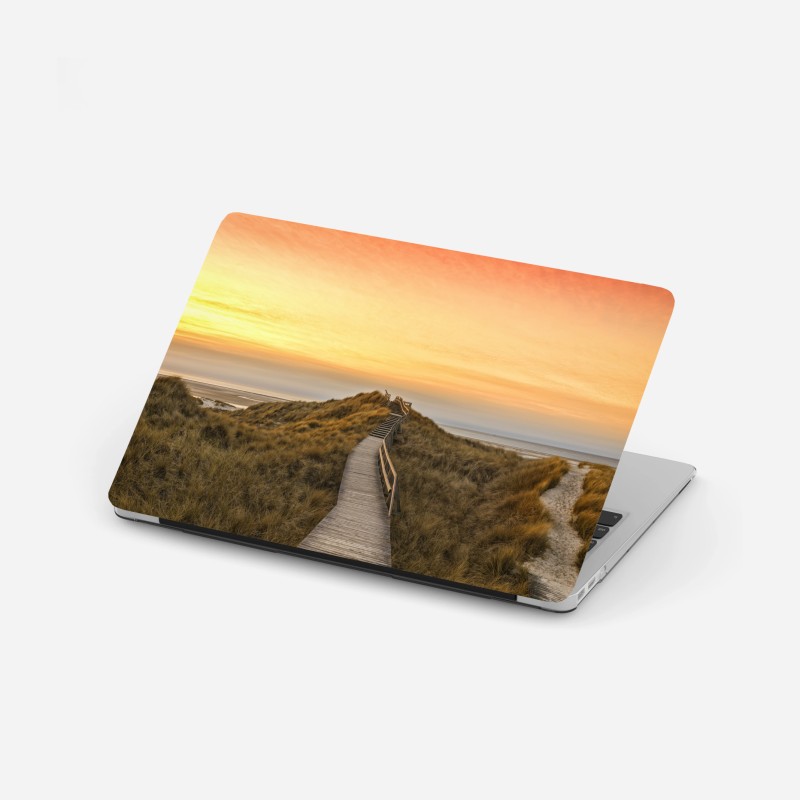Adesivo per laptop passerella tra le dune di Norddorf al tramonto