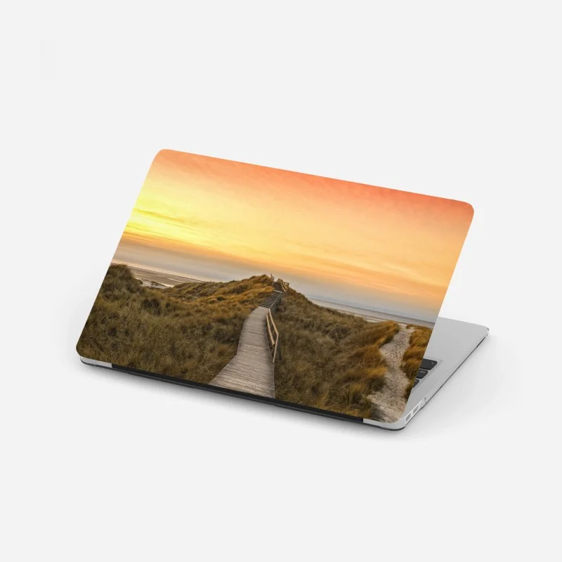 Adesivo per laptop passerella tra le dune di Norddorf al tramonto