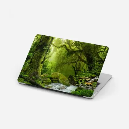 Adesivo per laptop foresta incantata verdeggiante • Wallissimo®