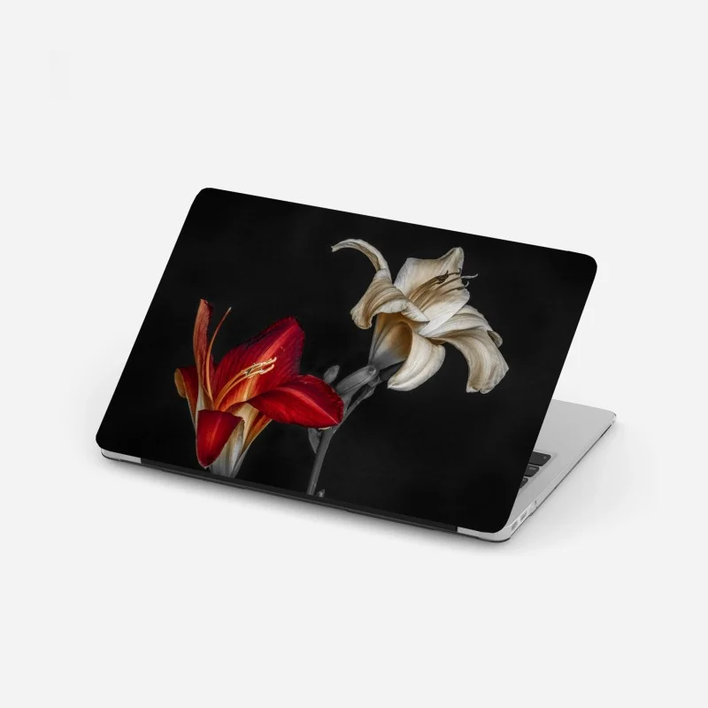 Adesivo per laptop gigli in contrasto rosso e crema