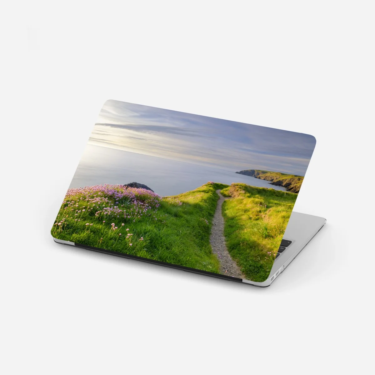 Adesivo per laptop sentiero al tramonto a Ceibwr Bay • Wallissimo® Adesivo per laptop sentiero al tramonto a Ceibwr Bay • Wallissimo®