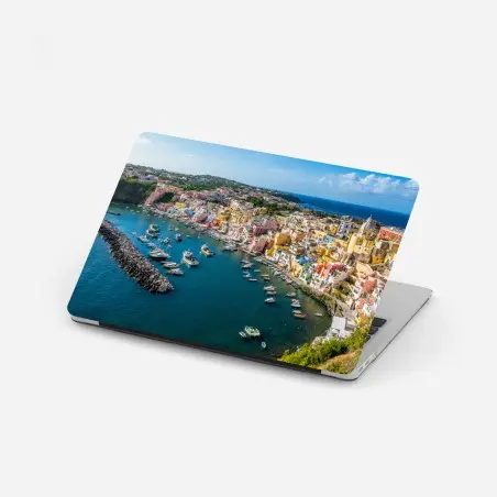 Adesivo per laptop panorama costiero dalle case colorate • Wallissimo®