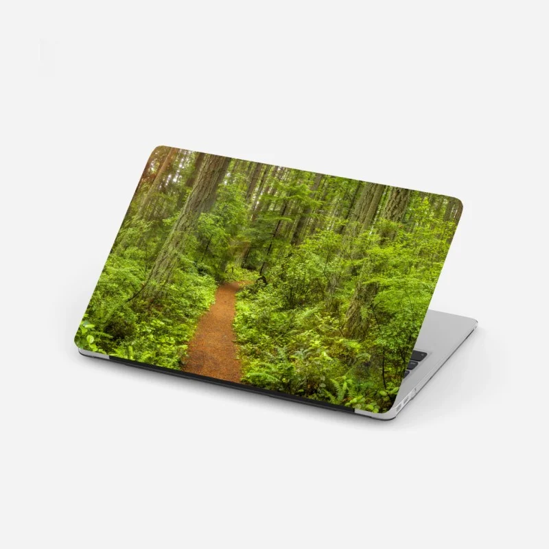 Adesivo per laptop sentiero incantato nella foresta verde