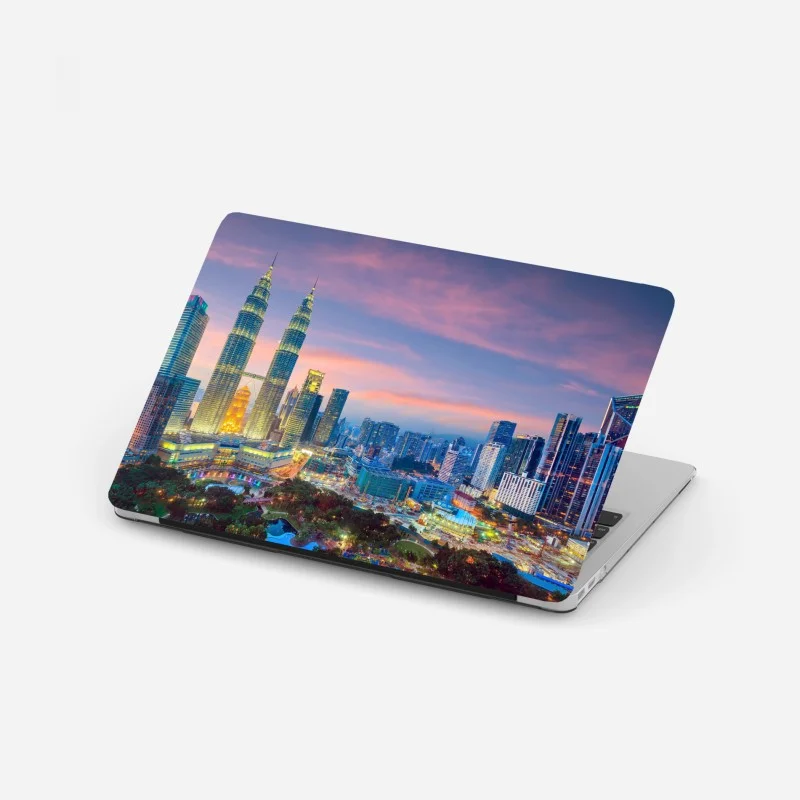 Adesivo per laptop tramonto urbano a Kuala Lumpur: skyline luminoso