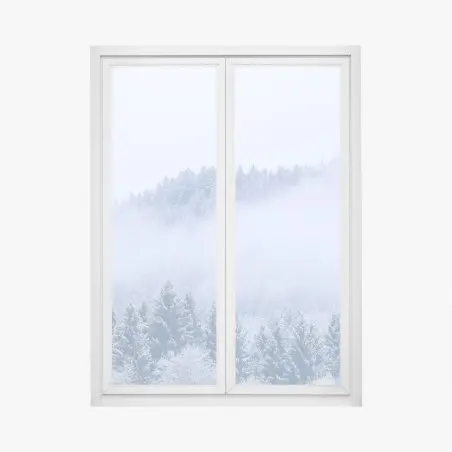 Adesivo per finestra nebbia sulla foresta di conifere innevata • Wallissimo®