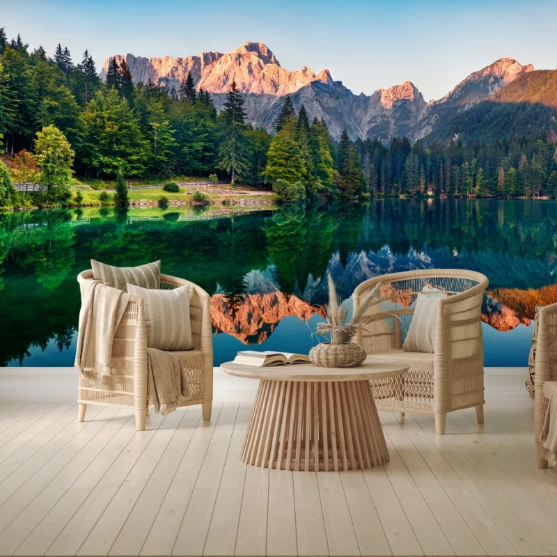 Carta da parati panorama del Lago di Fusine con Mangart • Wallissimo®
