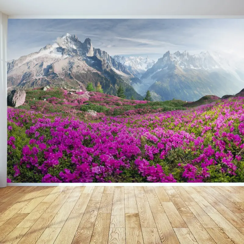 Carta da parati fioritura di rododendri ai piedi del Monte Bianco