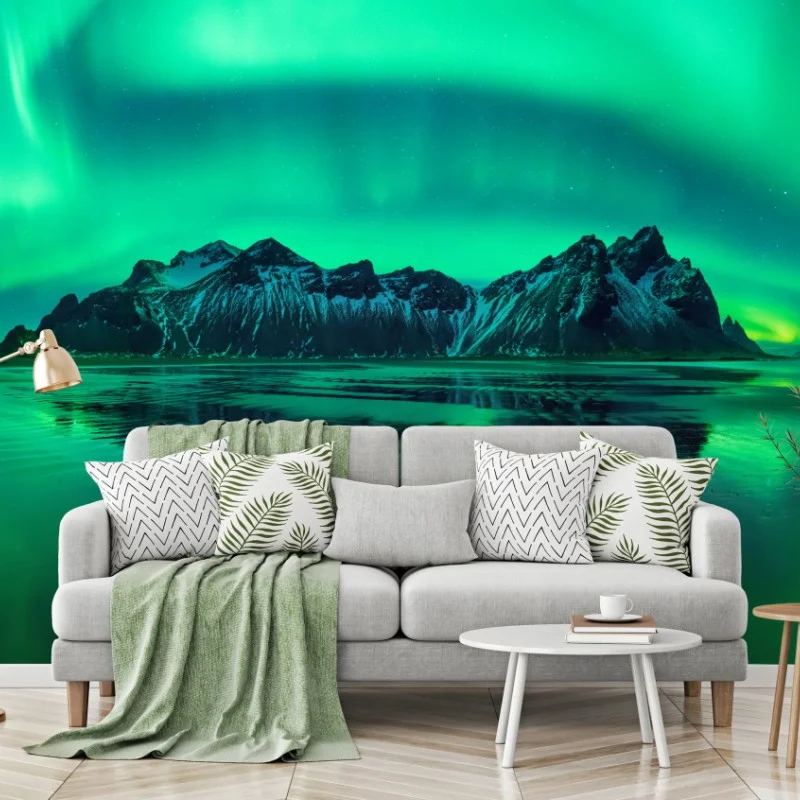 Carta da parati aurora boreale su Vestrahorn sulla spiaggia nera di Stokksnes