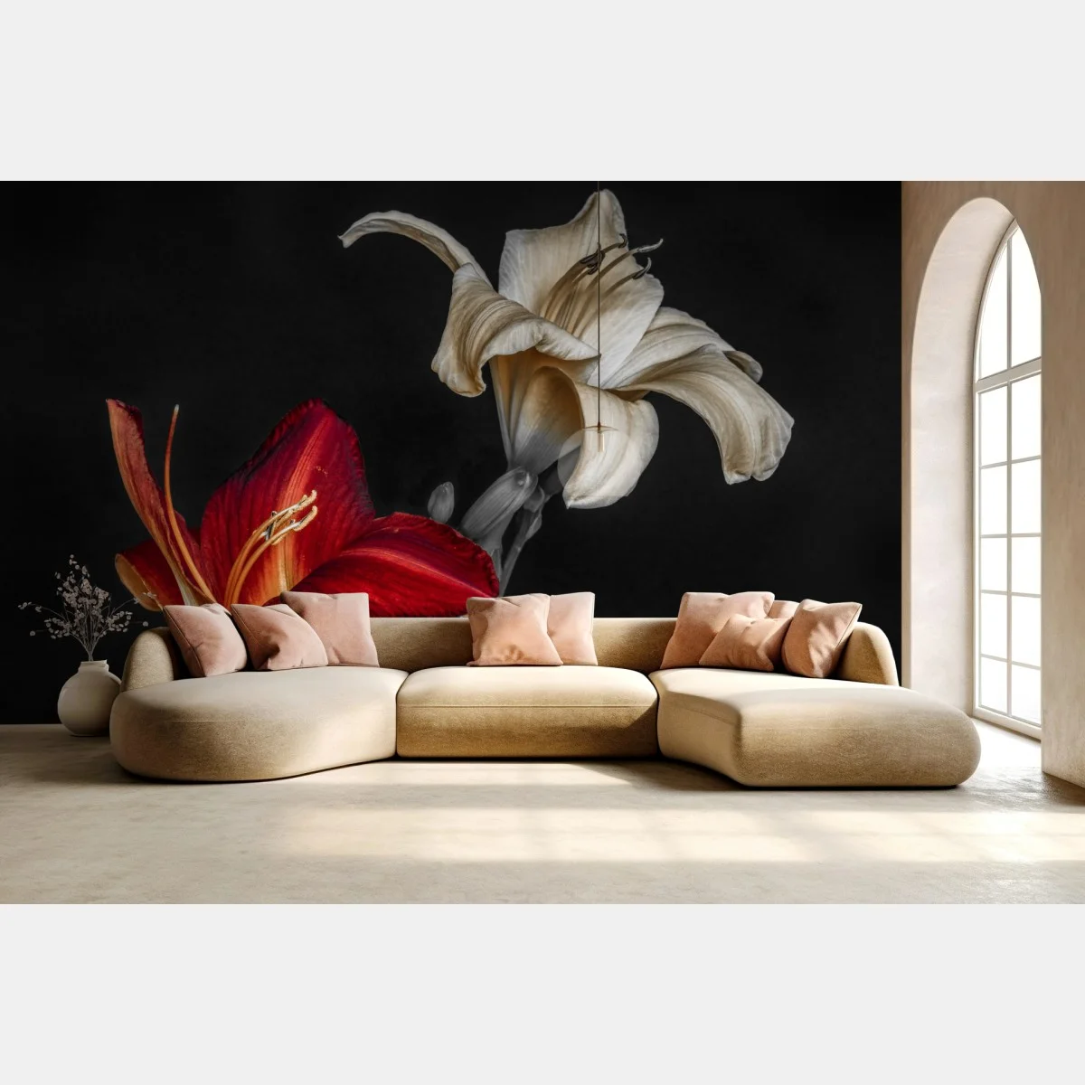 Carta da parati gigli in contrasto rosso e crema • Wallissimo® Carta da parati gigli in contrasto rosso e crema • Wallissimo®