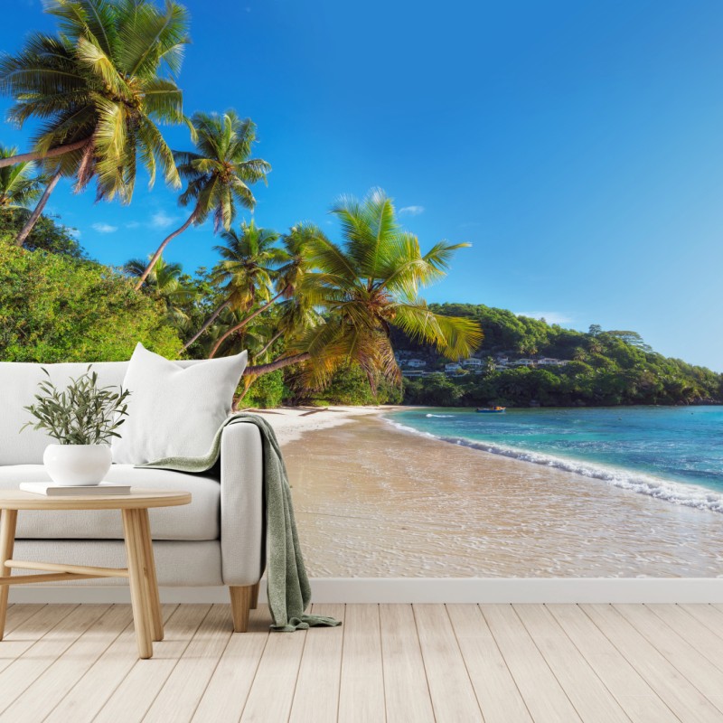 Carta da parati spiaggia tropicale con palme e acque turchesi