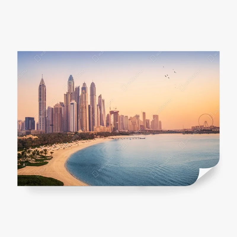 Carta da parati orizzonte urbano al tramonto a Dubai