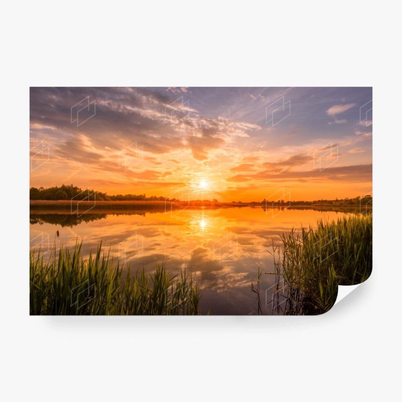 Carta da parati tramonto dorato sul lago