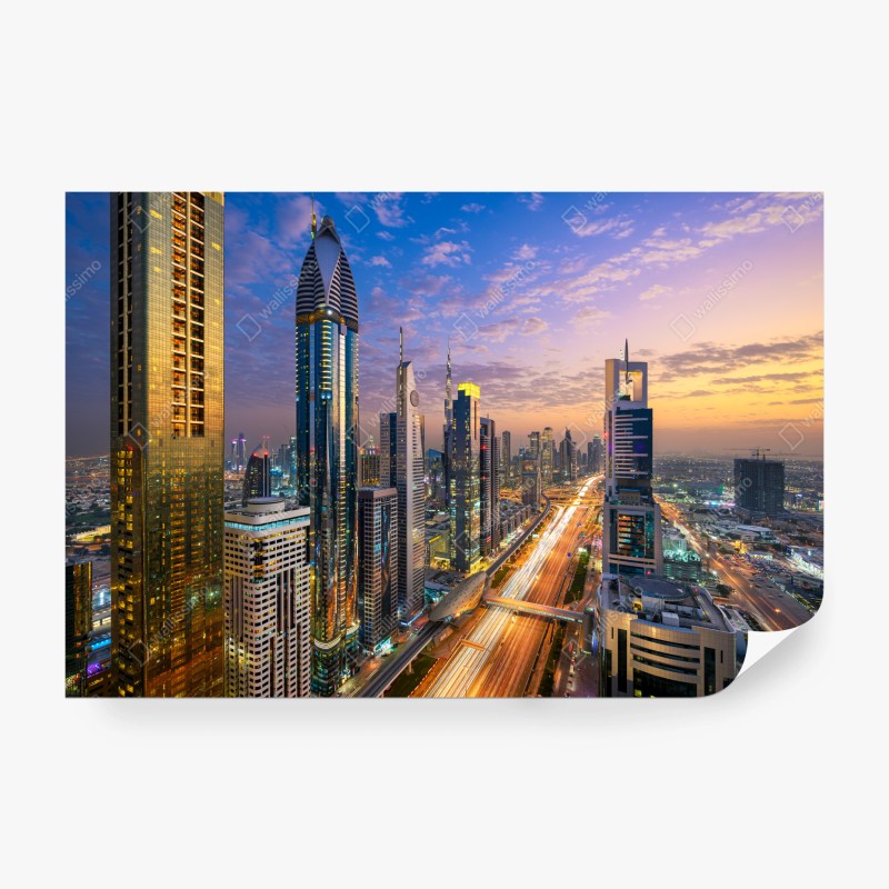 Carta da parati vista aerea notturna di Dubai sulla Sheikh Zayed Road